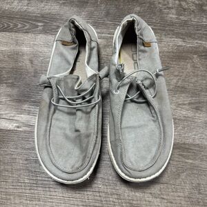 Hey Dude Wendy Shoes Size 9